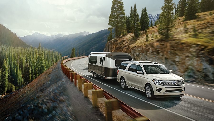 2020 Ford Expedition towing a boat