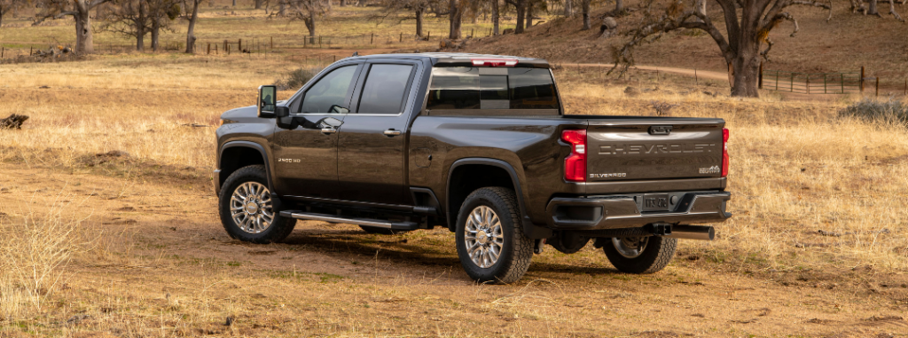 rear and side view of 2020 chevy silverado hd