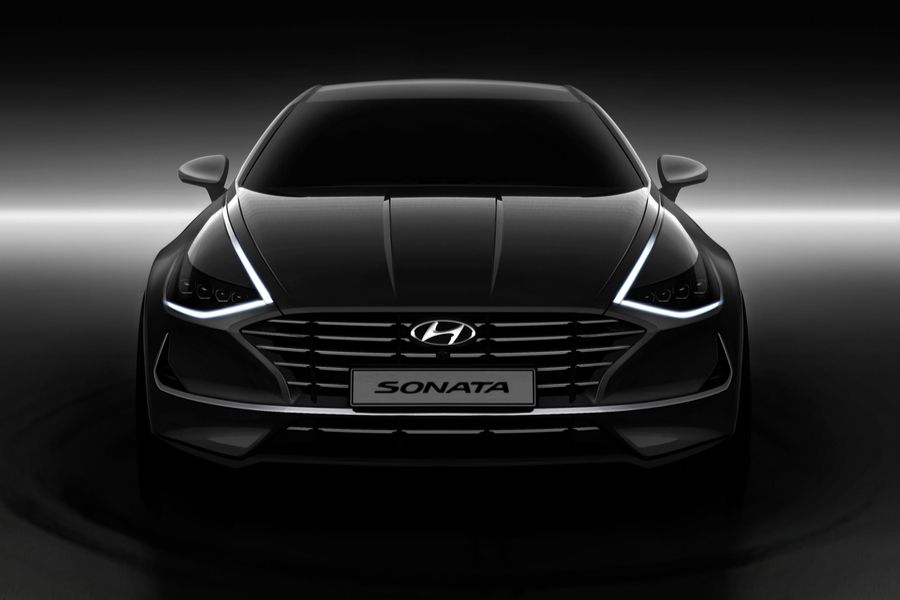 Black 2020 Hyundai Sontana from front with Daytime Lights on