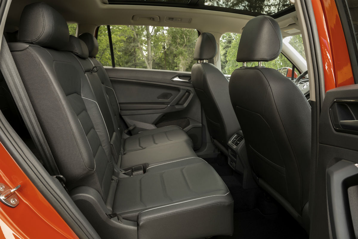 Side view of the 2018 VW Tiguan's second-row seats
