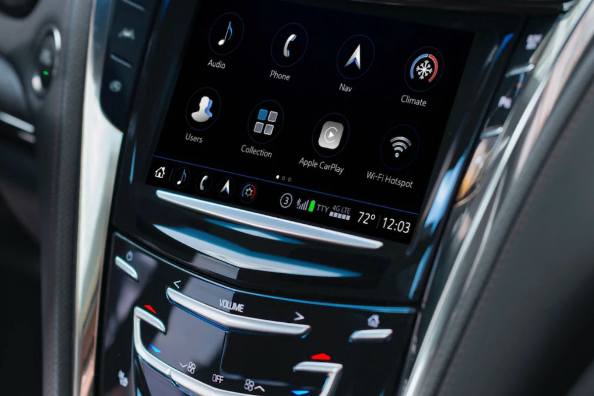 Color touchscreen of the 2018 Cadillac CTS Sedan