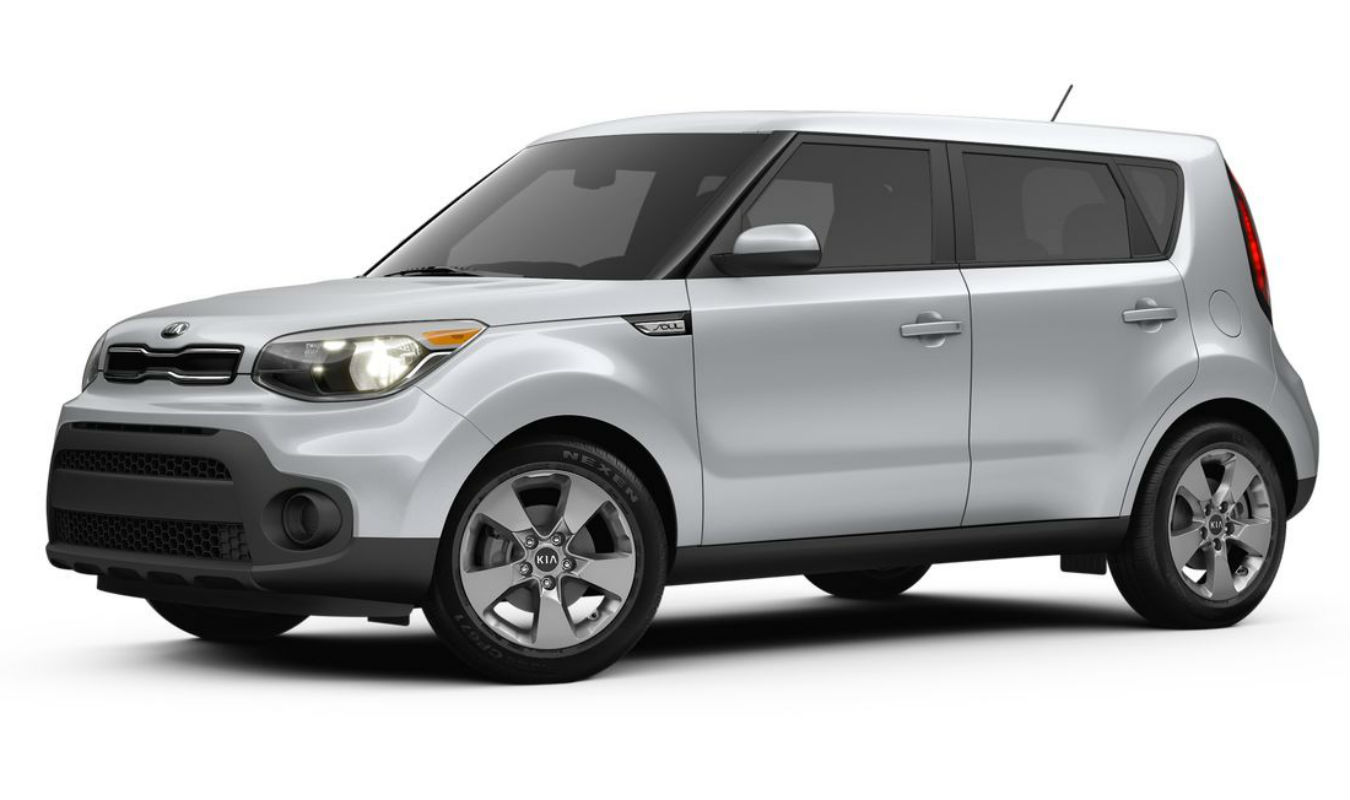 Side view of the 2018 Kia Soul in Bright Silver