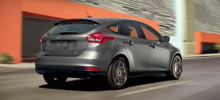 Differences Between The Focus Sedan And Hatchback Holiday Ford