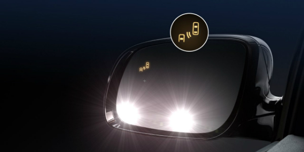 Blind Spot Detection Light on the Kia Sedona