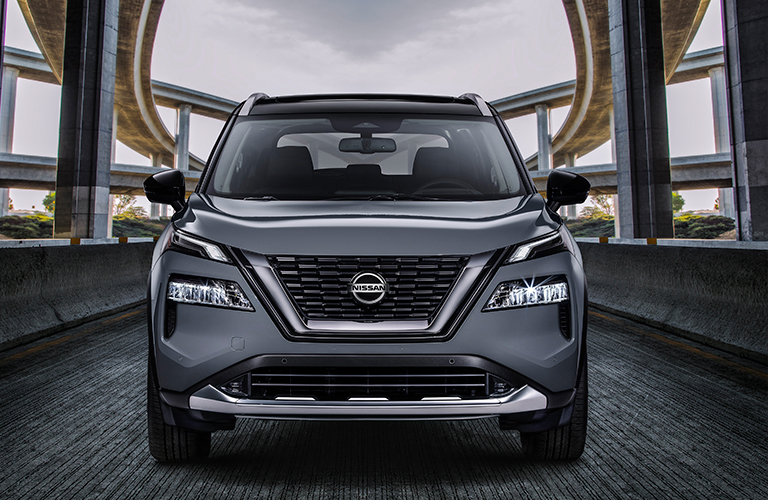 2021 Nissan Rogue front end