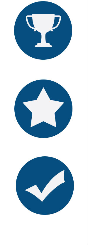 Three blue dots with icons of a trophy, star and checkmark