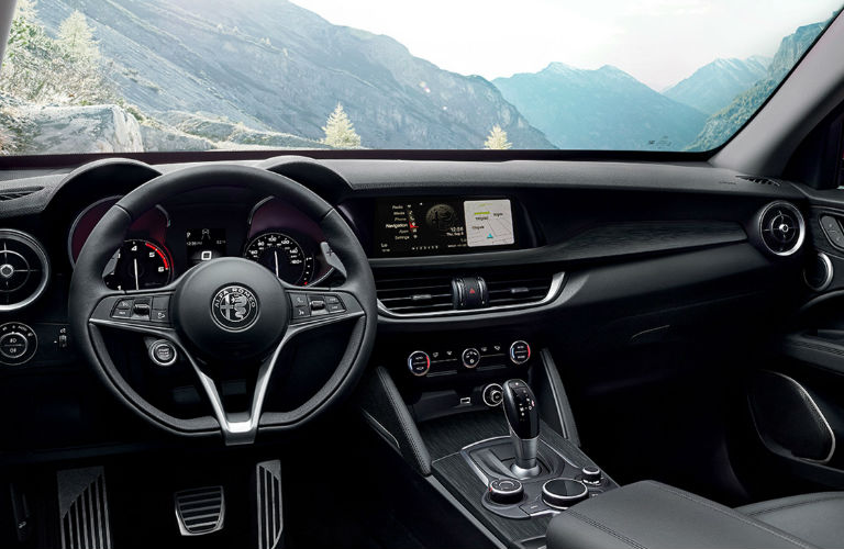 Steering wheel and dashboard of 2018 Alfa Romeo Stelvio