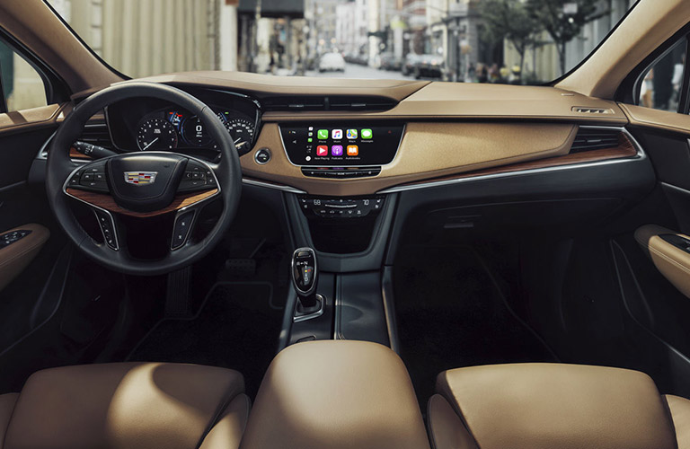 front seat space in 2018 Cadillac XT5