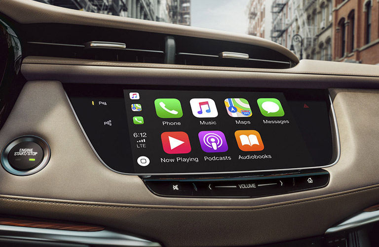 close up of touchscreen display in 2018 Cadillac XT5