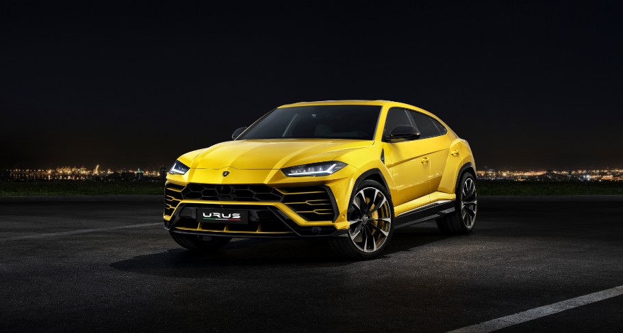 2018 Lamborghini Urus Exterior Driver Side Front