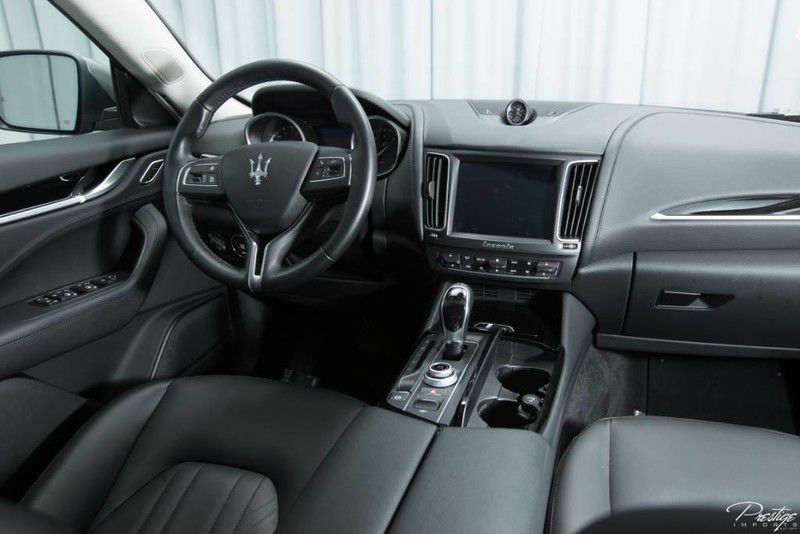 2017 Maserati Levante Interior Cabin Dashboard