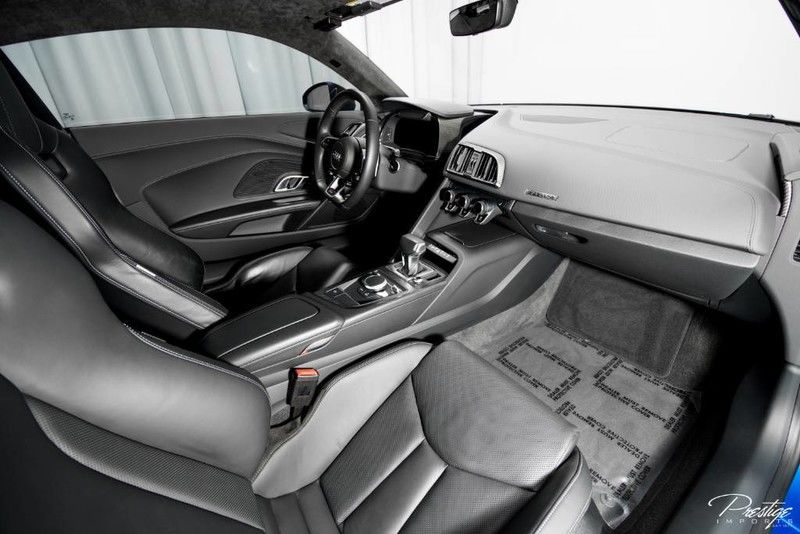 2017 Audi R8 Coupe V10 Plus Interior Cabin Dashboard