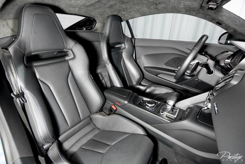 2017 Audi R8 Coupe V10 Plus Interior Cabin Seating