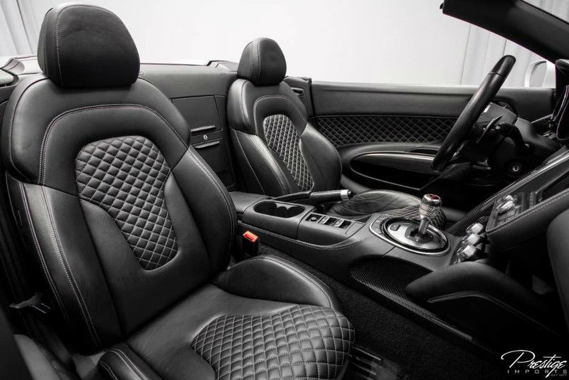 2014 Audi R8 V10 Spyder Interior Cabin Seating