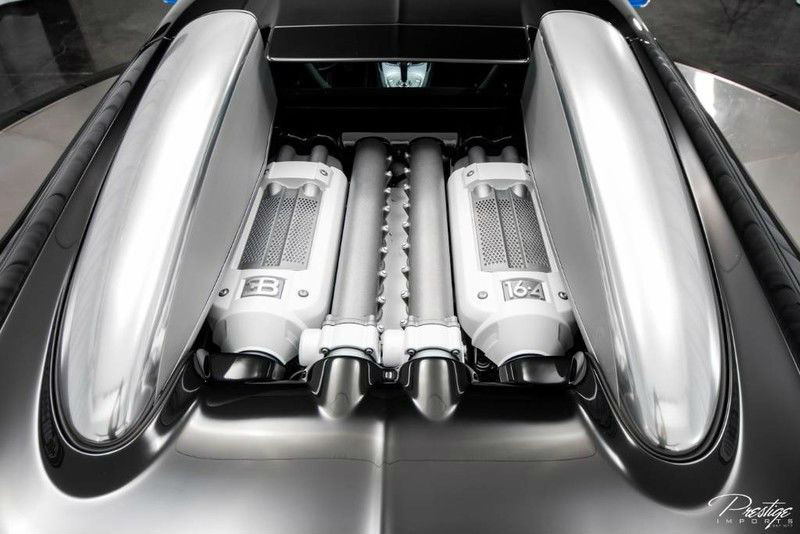 2010 Bugatti Veyron Exterior Engine Bay