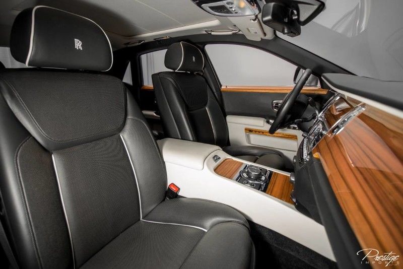 2015 Rolls-Royce Ghost Interior Cabin Front Seating