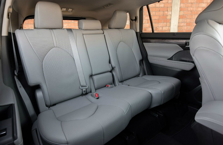 Light grey seats in 2020 Toyota Highlander