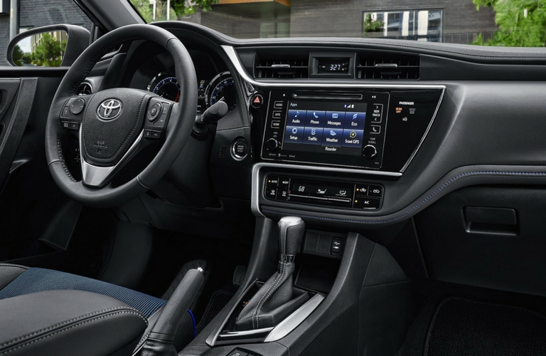 2018 Toyota Corolla steering wheel and dash.